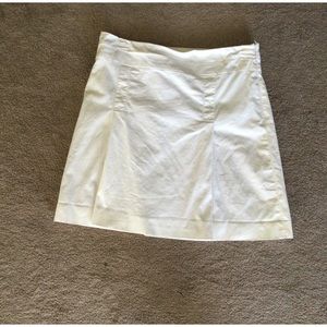 Banana Republic White Skirt, Size 6
